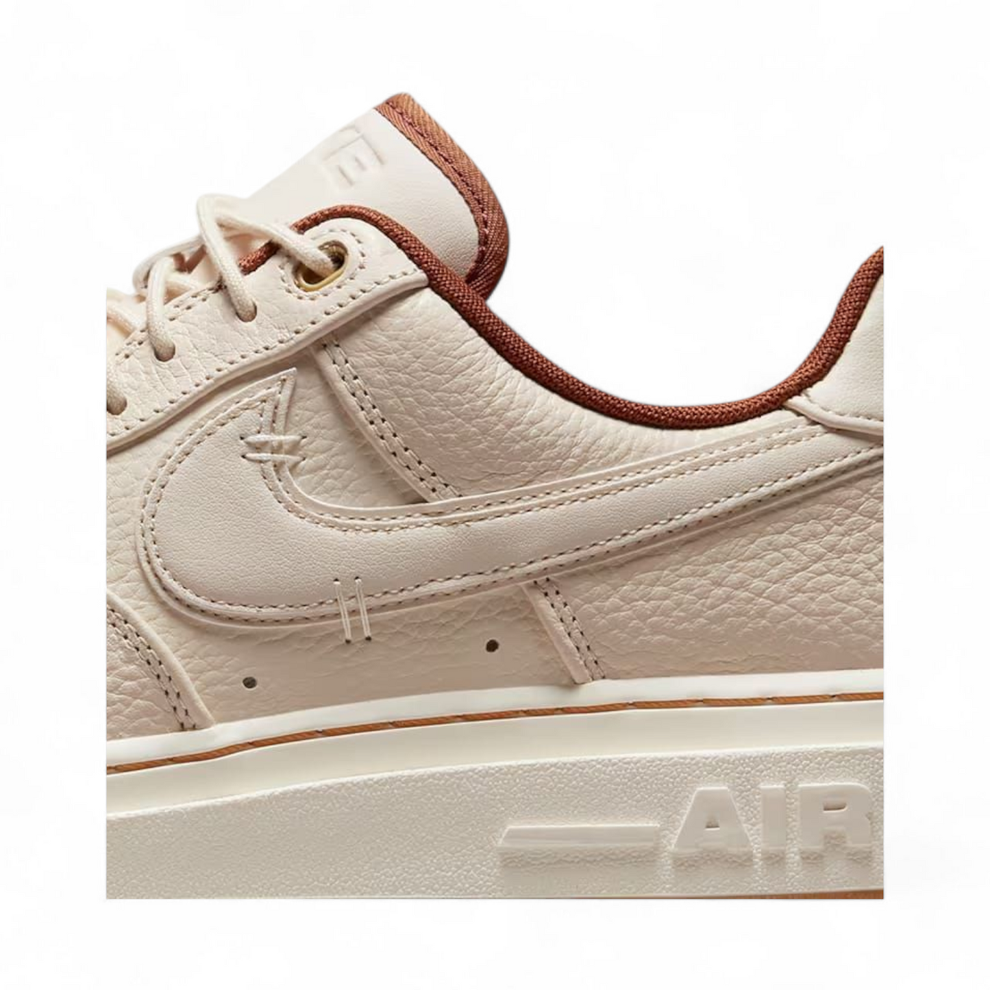 Nike Air Force 1 Luxe -SB-40- in Beige