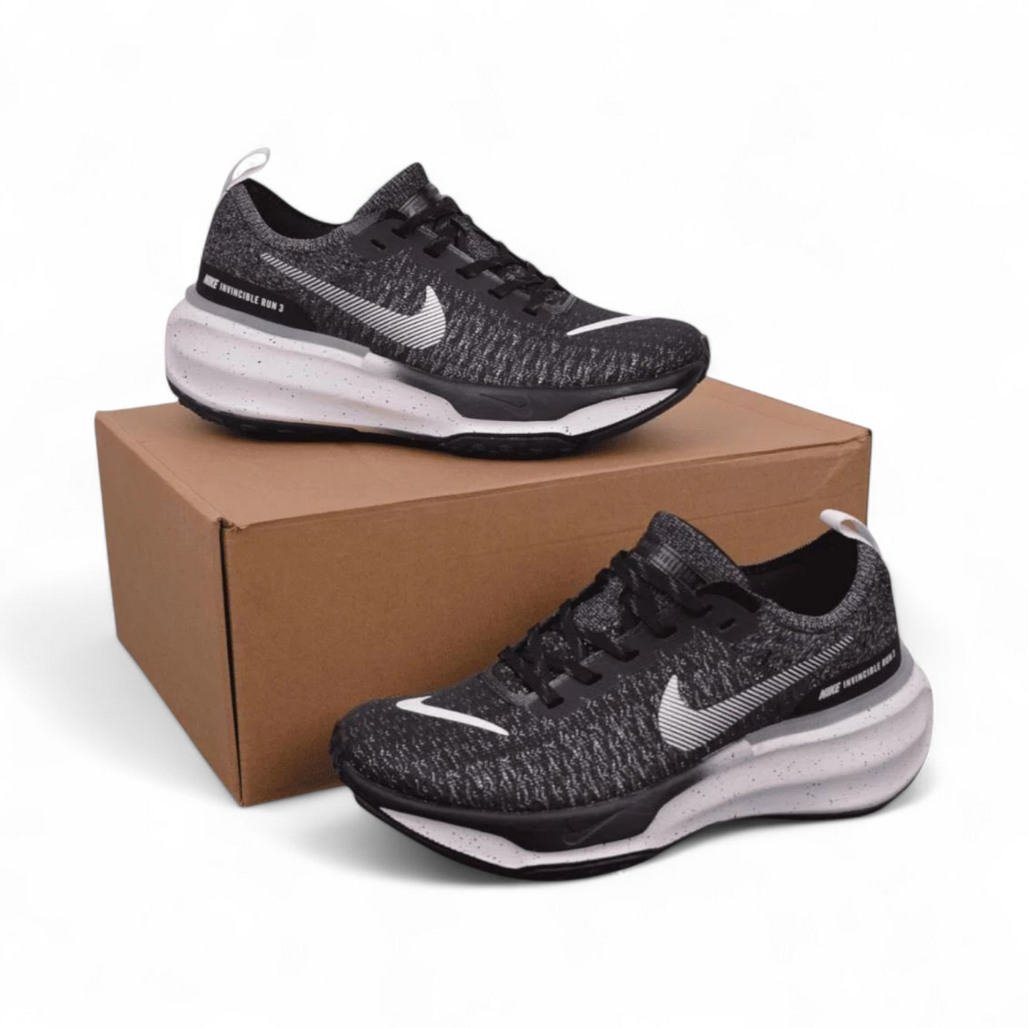 Nike ZoomX Invincible Run Flyknit 3 - CIB - in Black×white