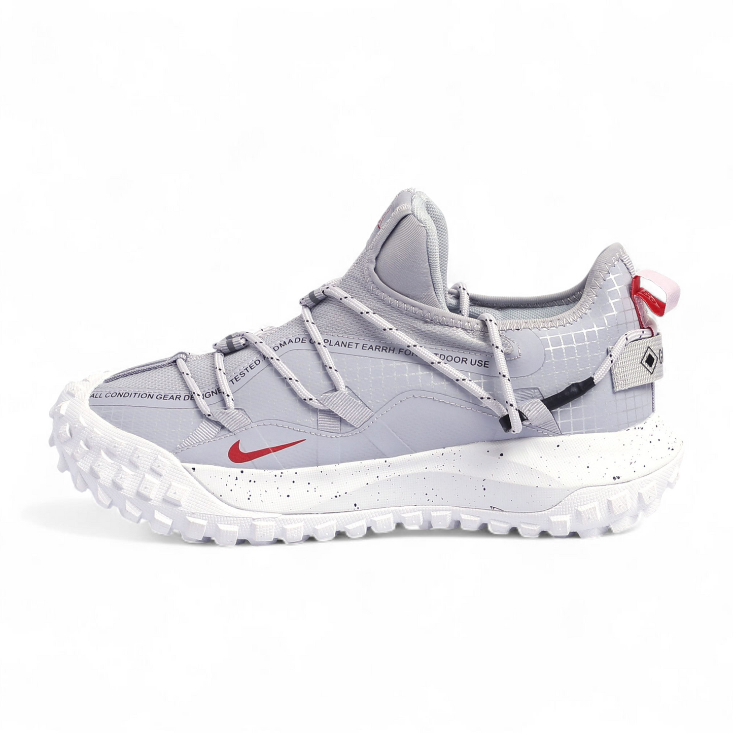 Nike ACG Mountain Fly Low Gore -  G5 - in grey