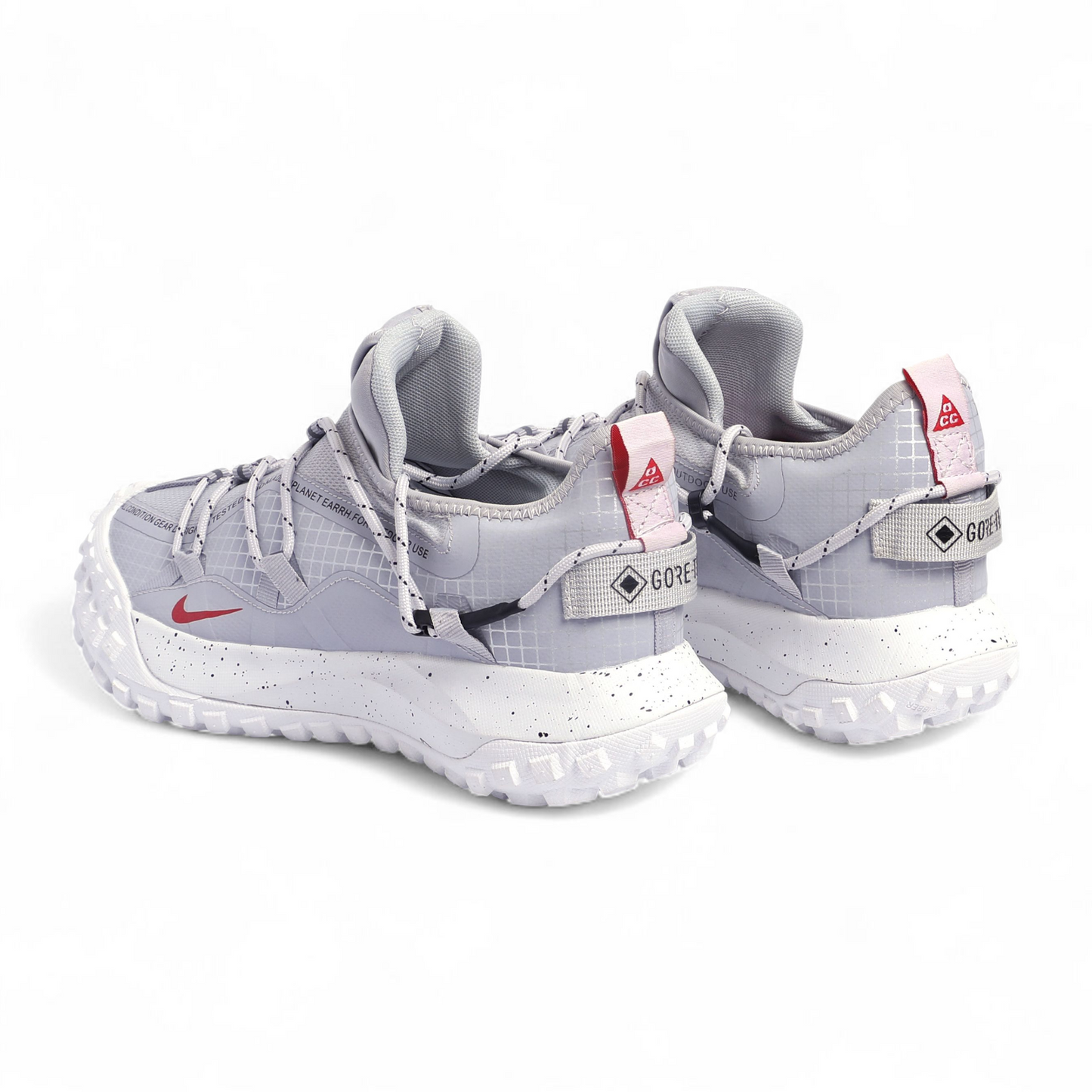 Nike ACG Mountain Fly Low Gore -  G5 - in grey