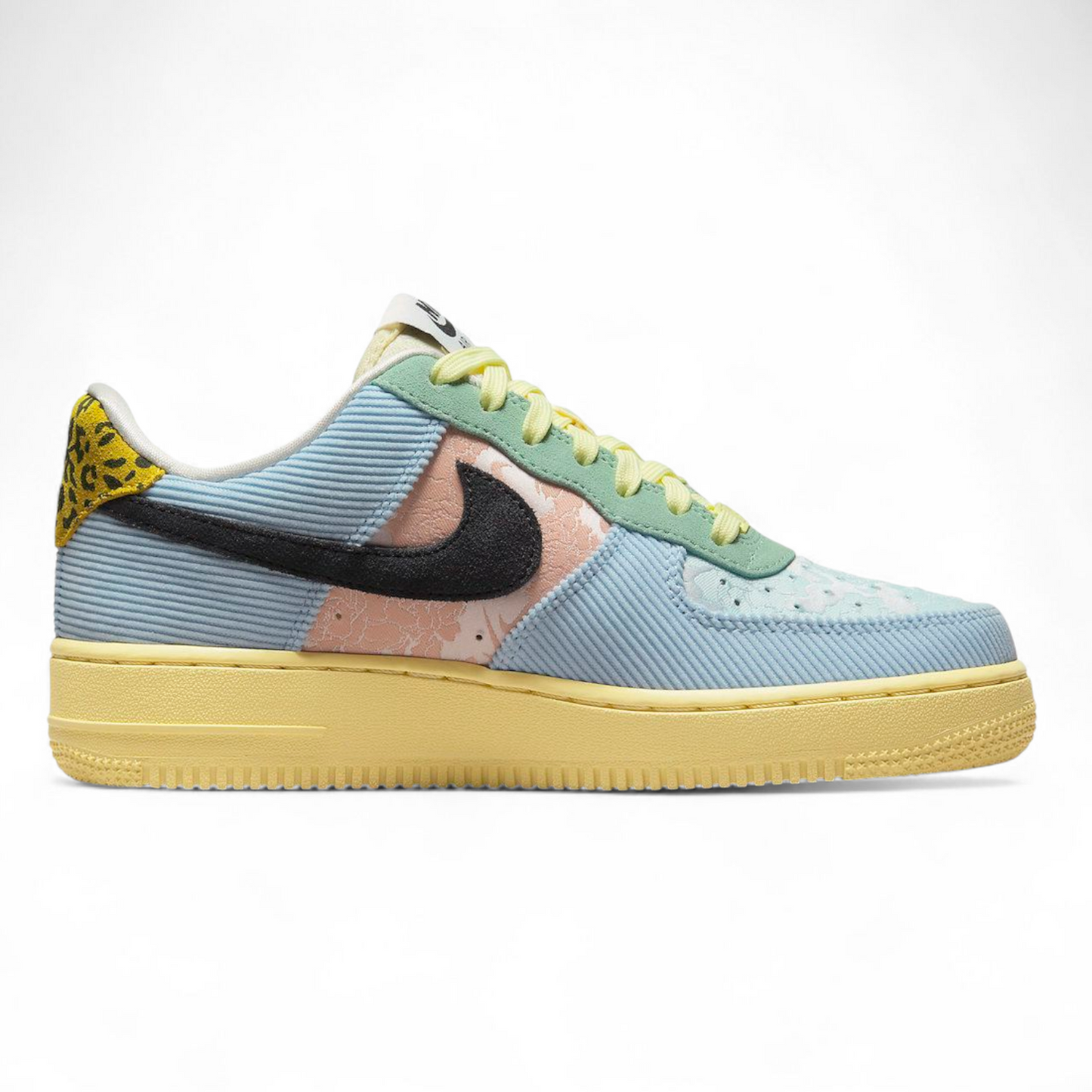 Women’s Nike Air Force 1 Low – Timeless Style, Everyday Comfort - LOW - in Blue