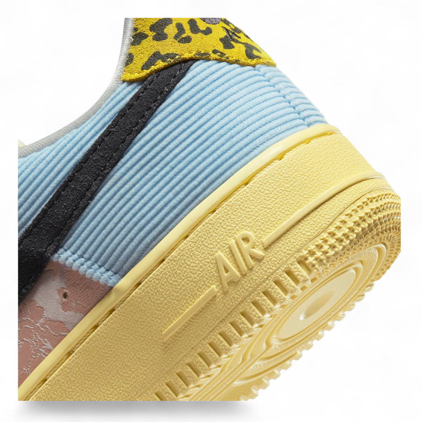 Women’s Nike Air Force 1 Low – Timeless Style, Everyday Comfort - LOW - in Blue