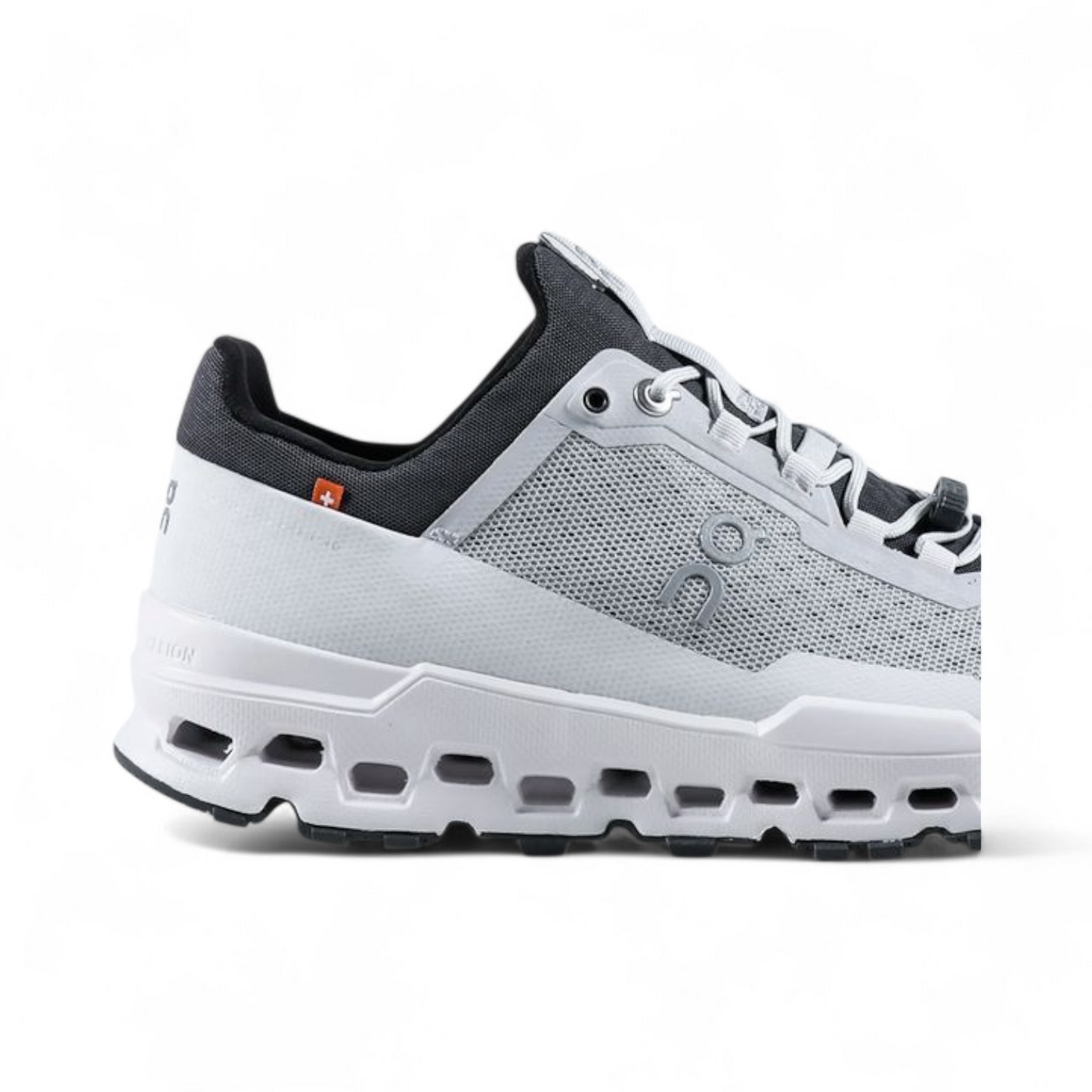 On Running Cloudultra QC-69- in Light gray