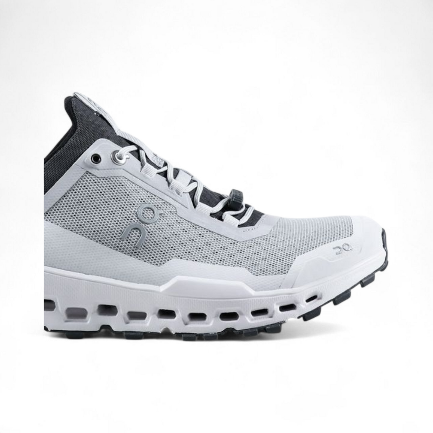 On Running Cloudultra QC-69- in Light gray