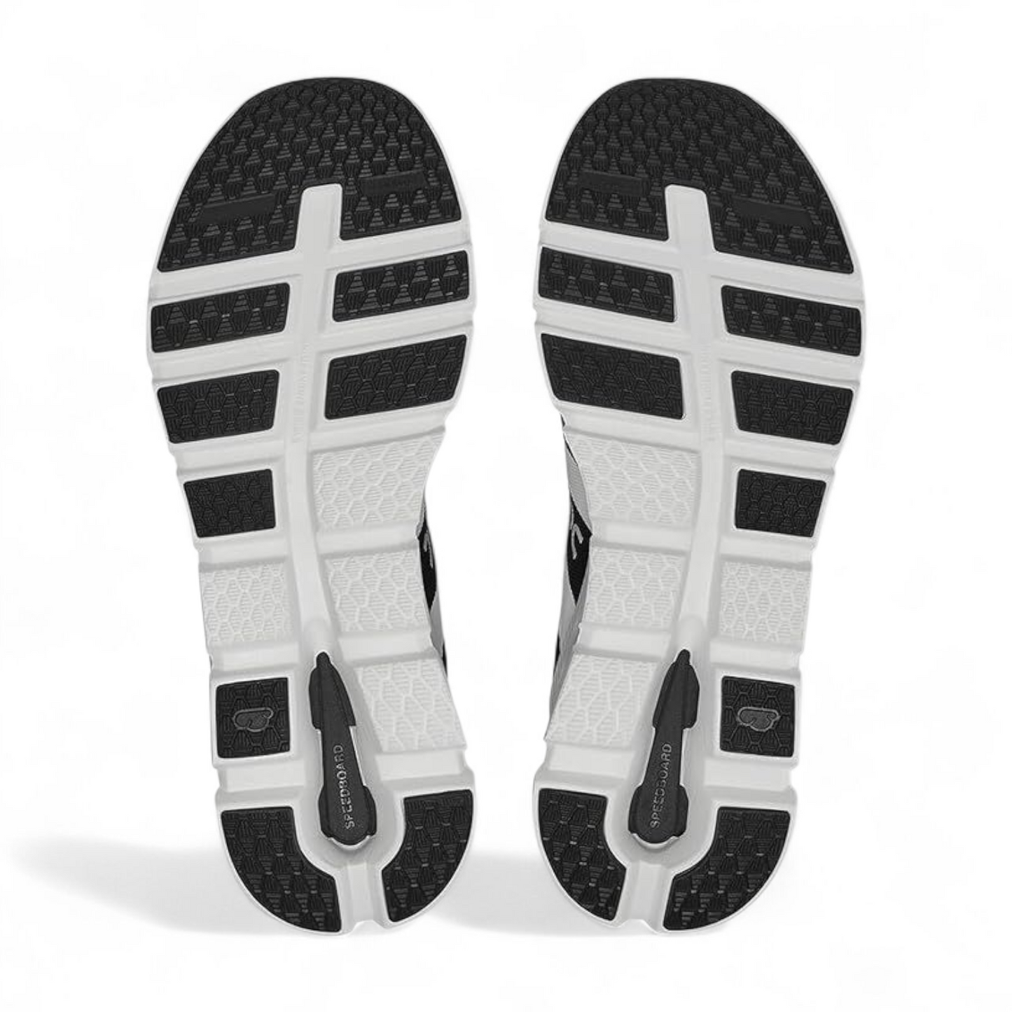 On Running Cloudrunner QC-74- in light gray