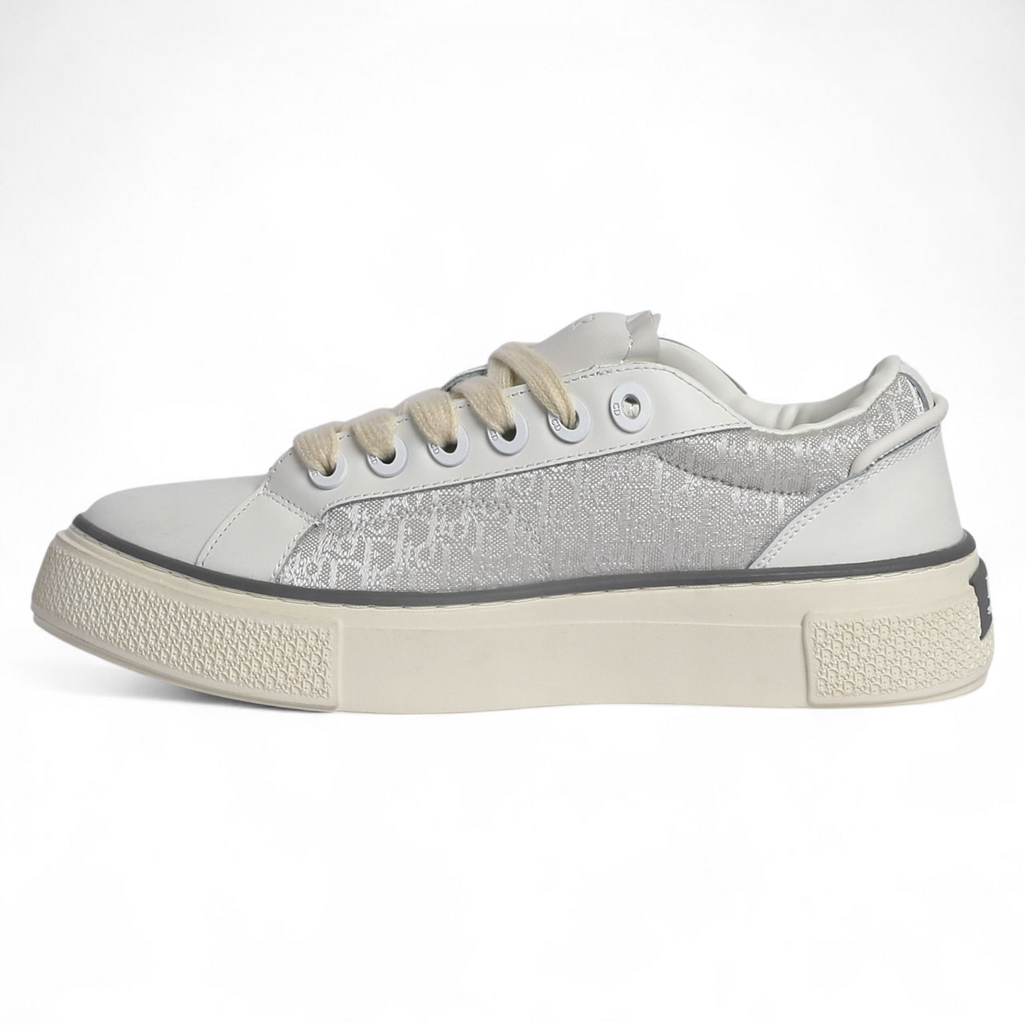 DIOR B33 – Luxury Meets Timeless Street Style OR - in White