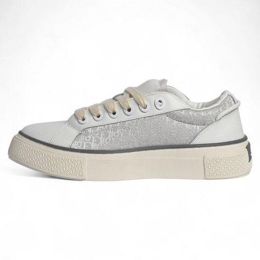 DIOR B33 – Luxury Meets Timeless Street Style OR - in White