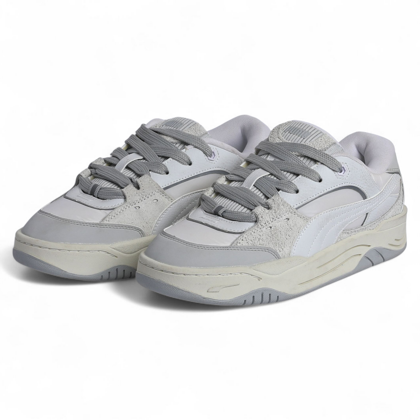 PUMA 180 – Retro Vibes with Modern Comfort - UM - in Grey