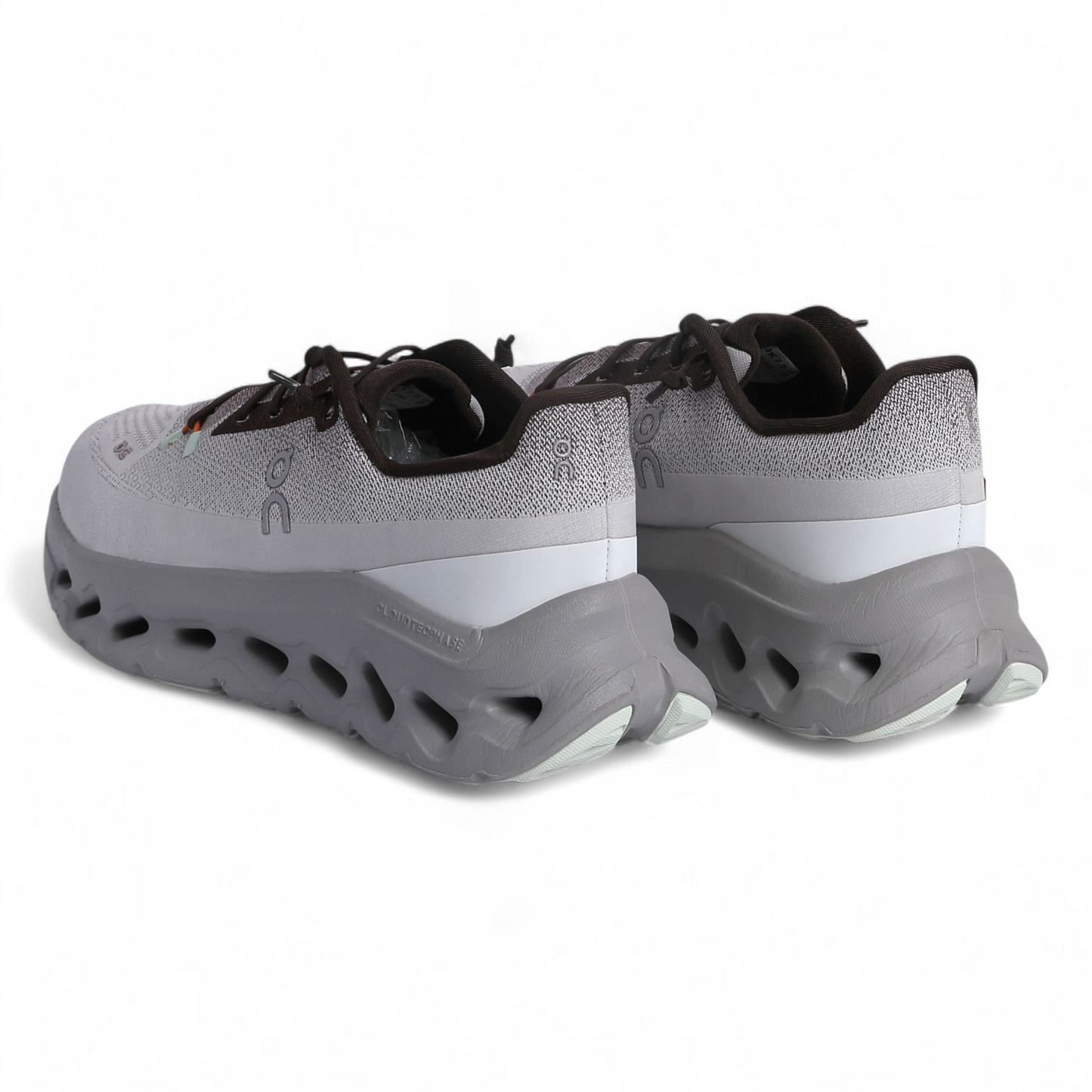 On Running Cloudtilt QC-61- in Gray×brown