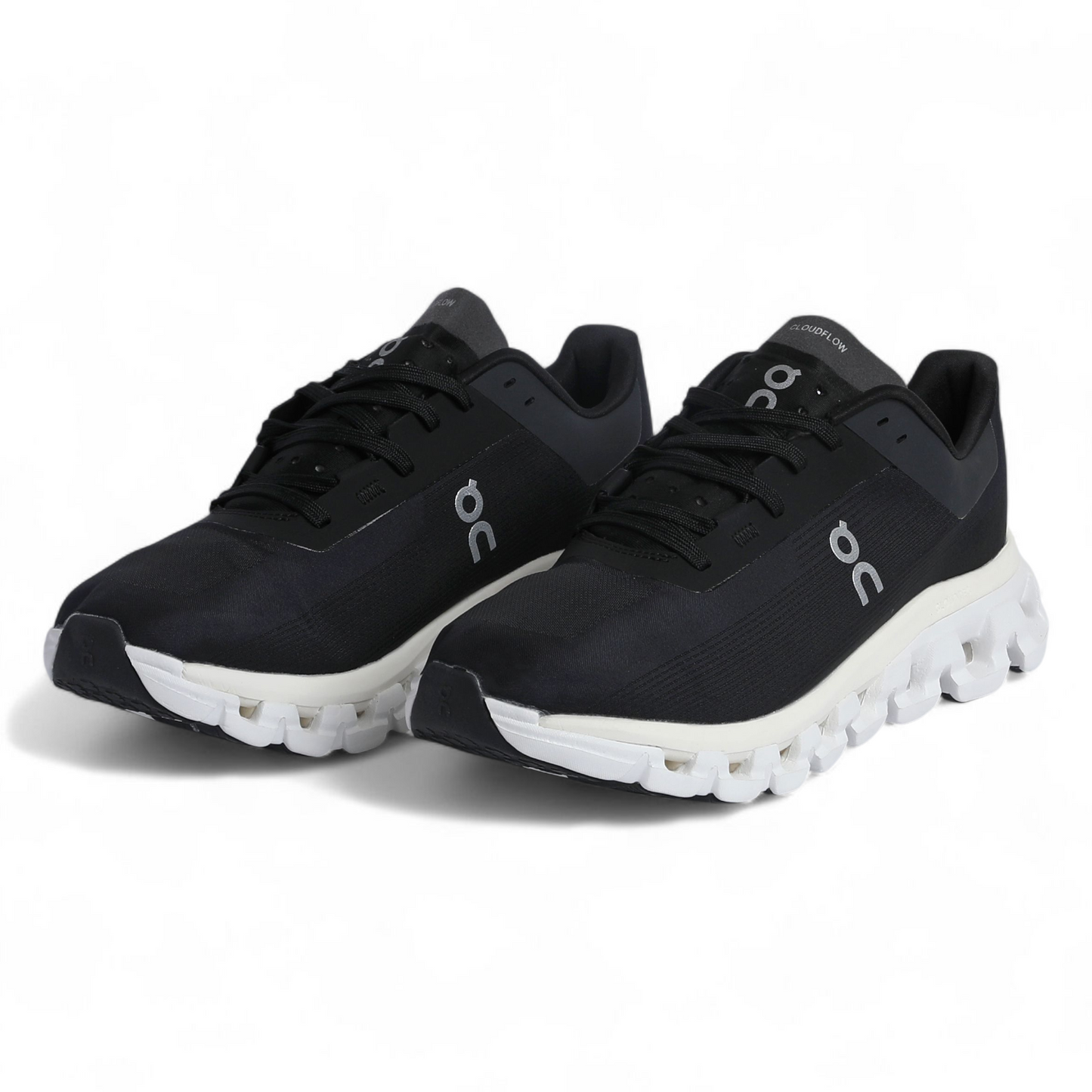 On Running Cloudflow 4 - QC-42 - in Black