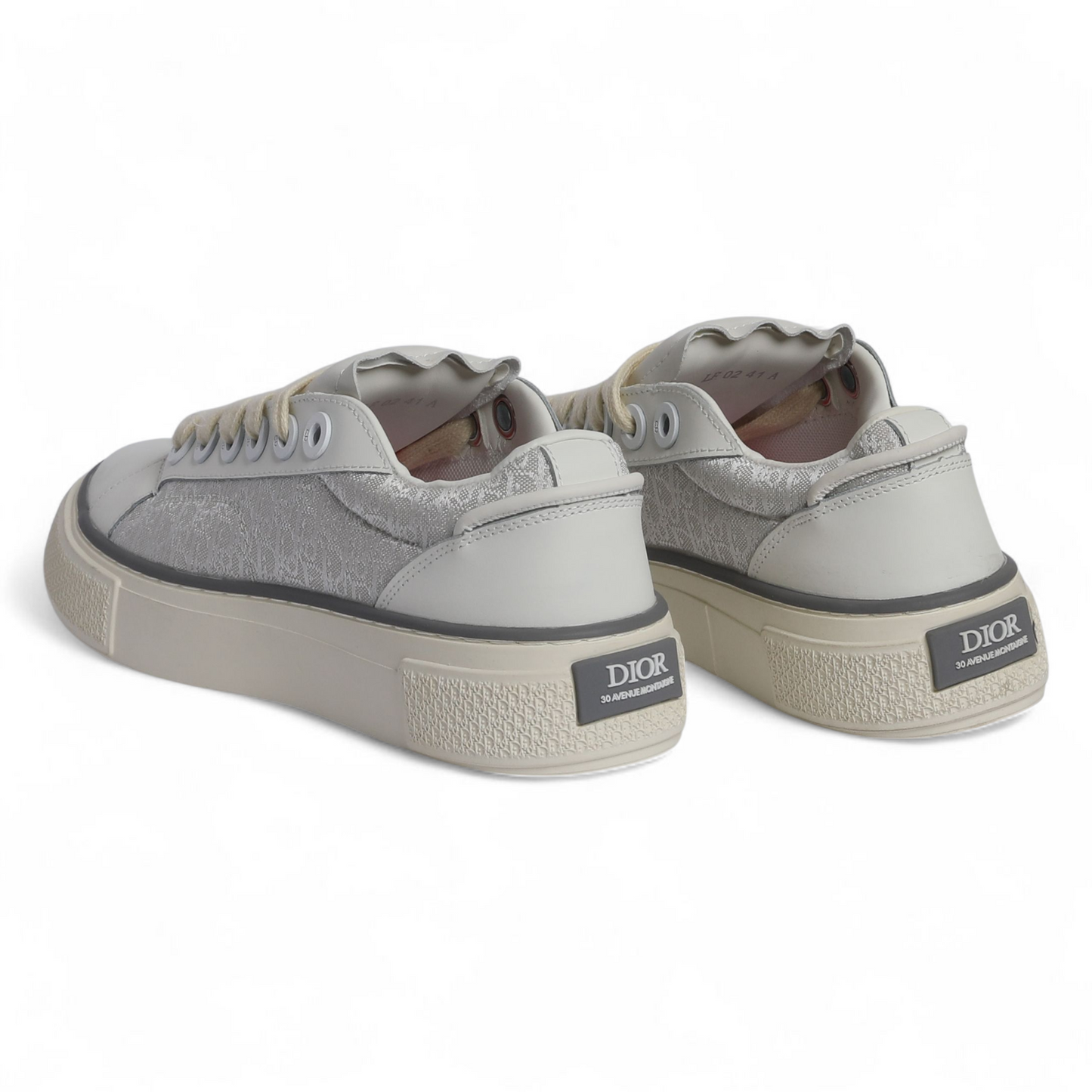 DIOR B33 – Luxury Meets Timeless Street Style OR - in White