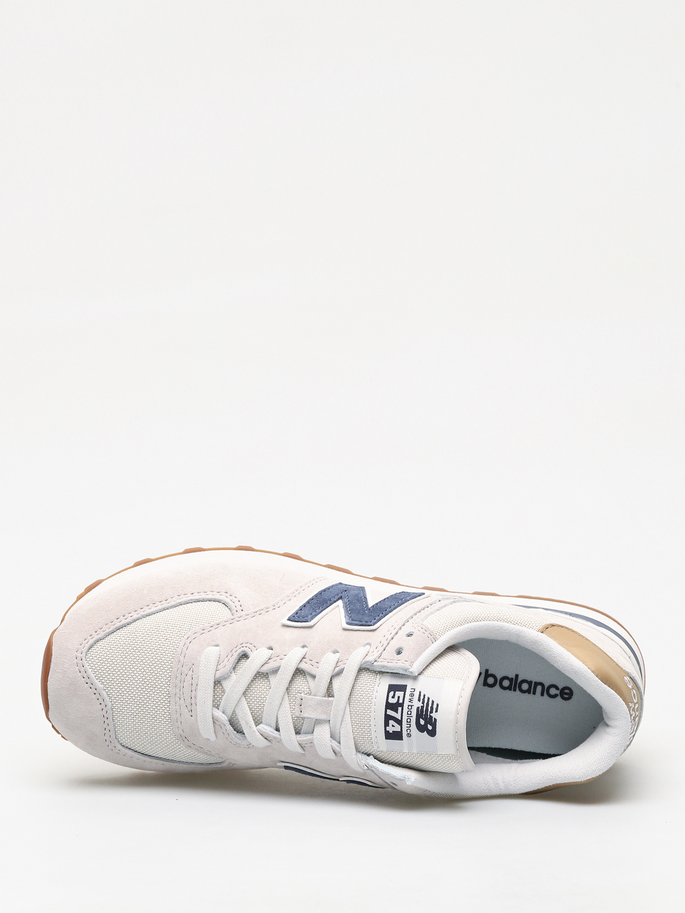 New Balance 574 Core women's– The Icon of Everyday Style  - in Light grey