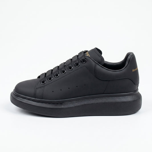 Alexander McQueen Oversized Sneaker – Modern Luxury with Iconic Style - AX - in Black