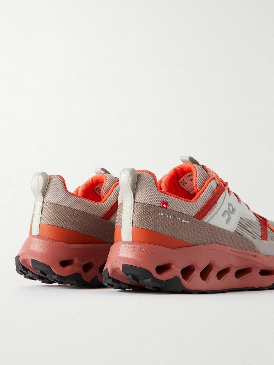 On Cloudhorizon Waterproof QC-65- in Beige×orange