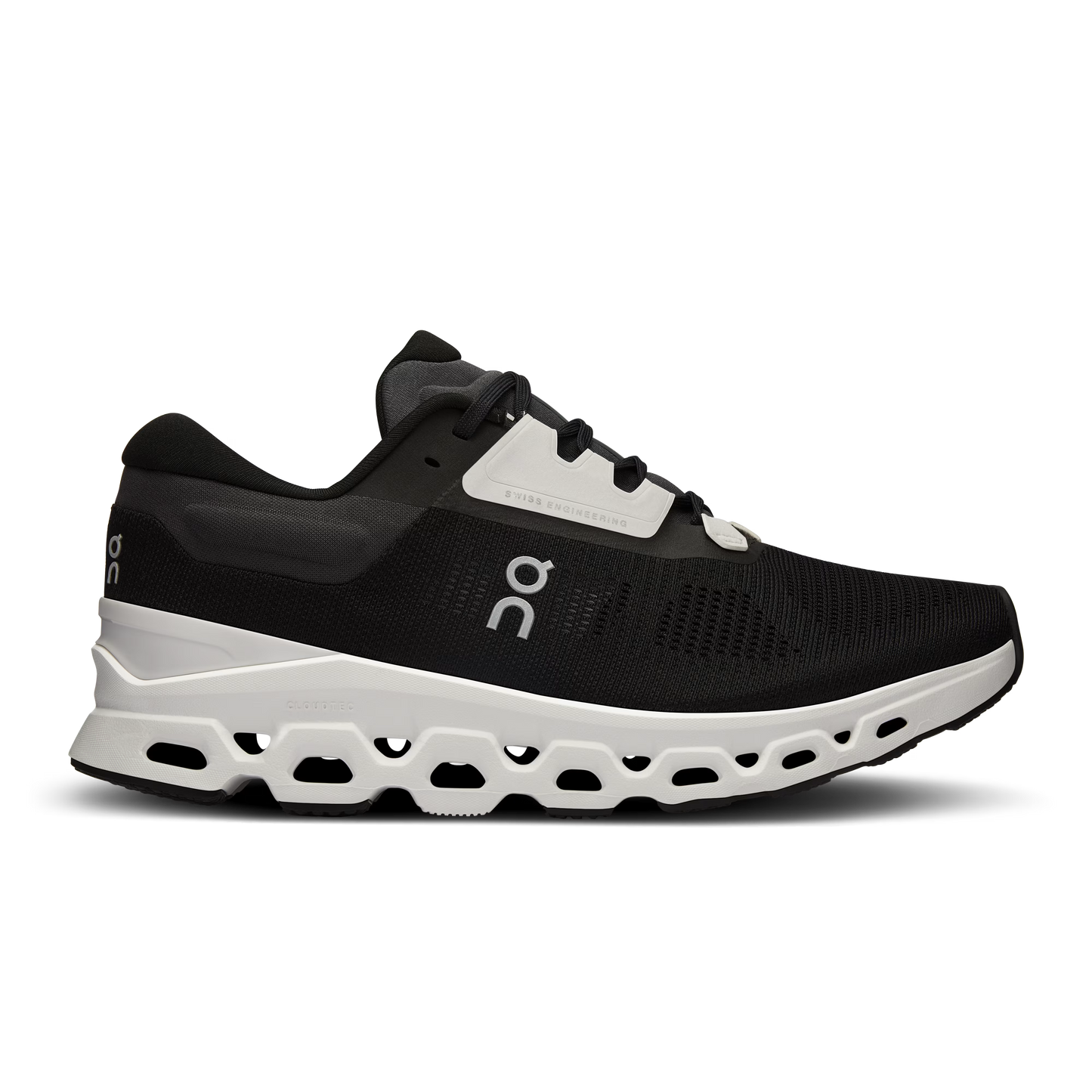 On Running Cloudstratus 3 QC-22 - in black×white