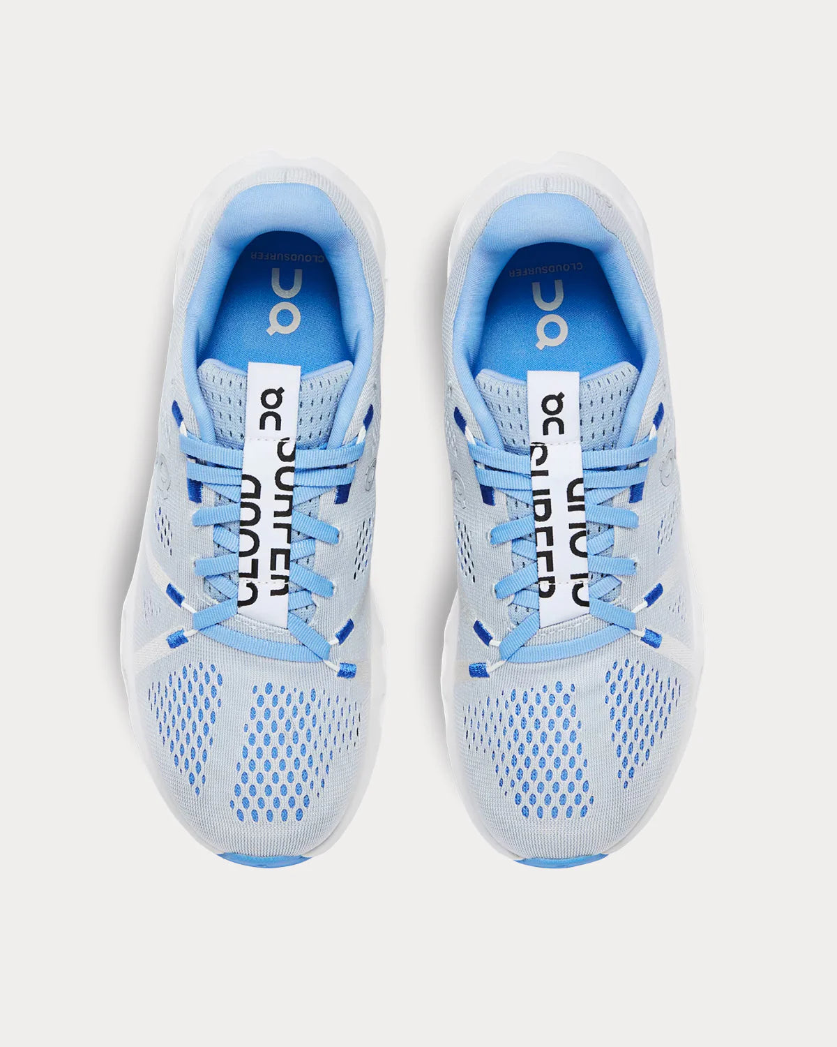 On Running Cloudsurfer QC-68- in Sky