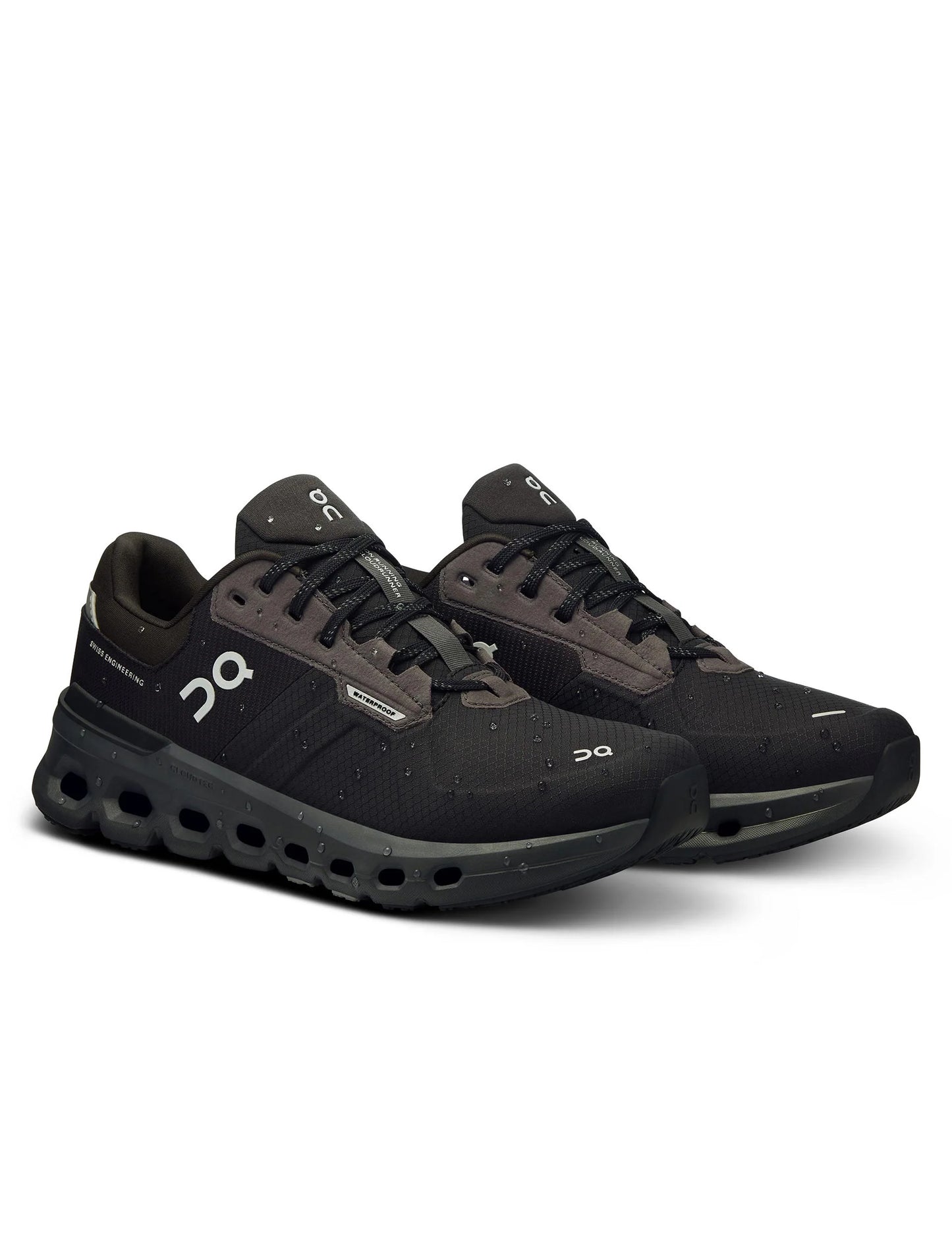 On Running Cloudrunner 2 QC-66- in Black